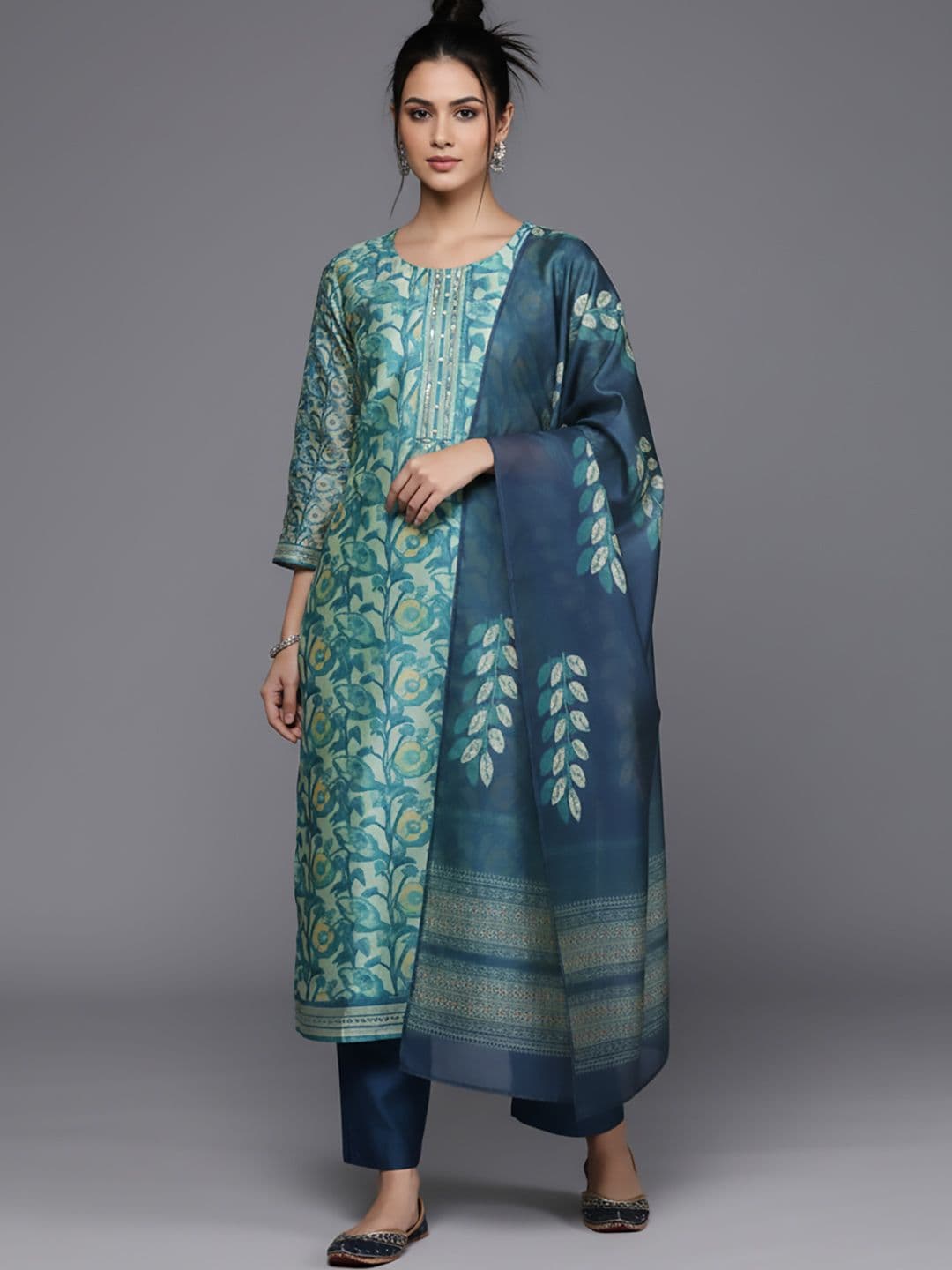 Varanga Women Floral Printed Regular Kurta with Trousers & With Dupatta - view 1