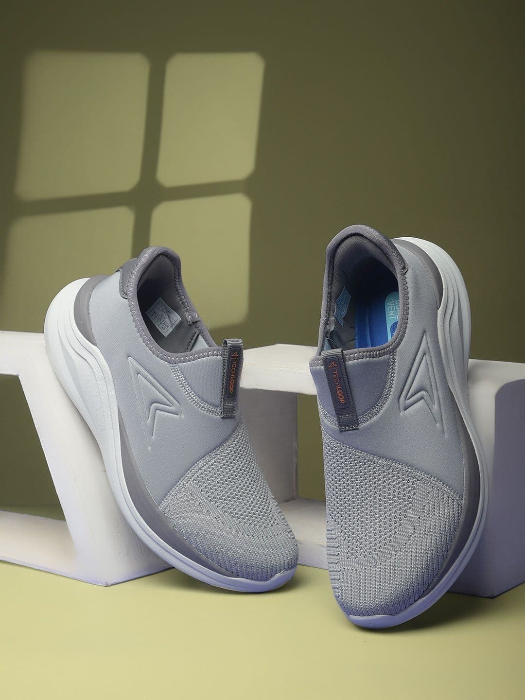 Power Men Walking Non-Marking Shoes - view 1