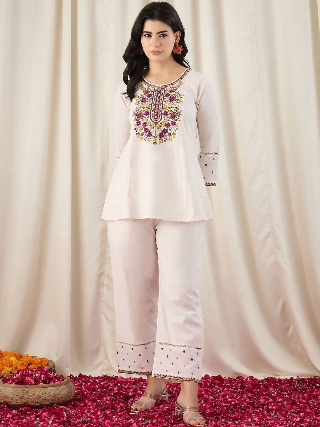 KALINI Women Floral Embroidered Regular Thread Work Kurta with Trousers - view 1