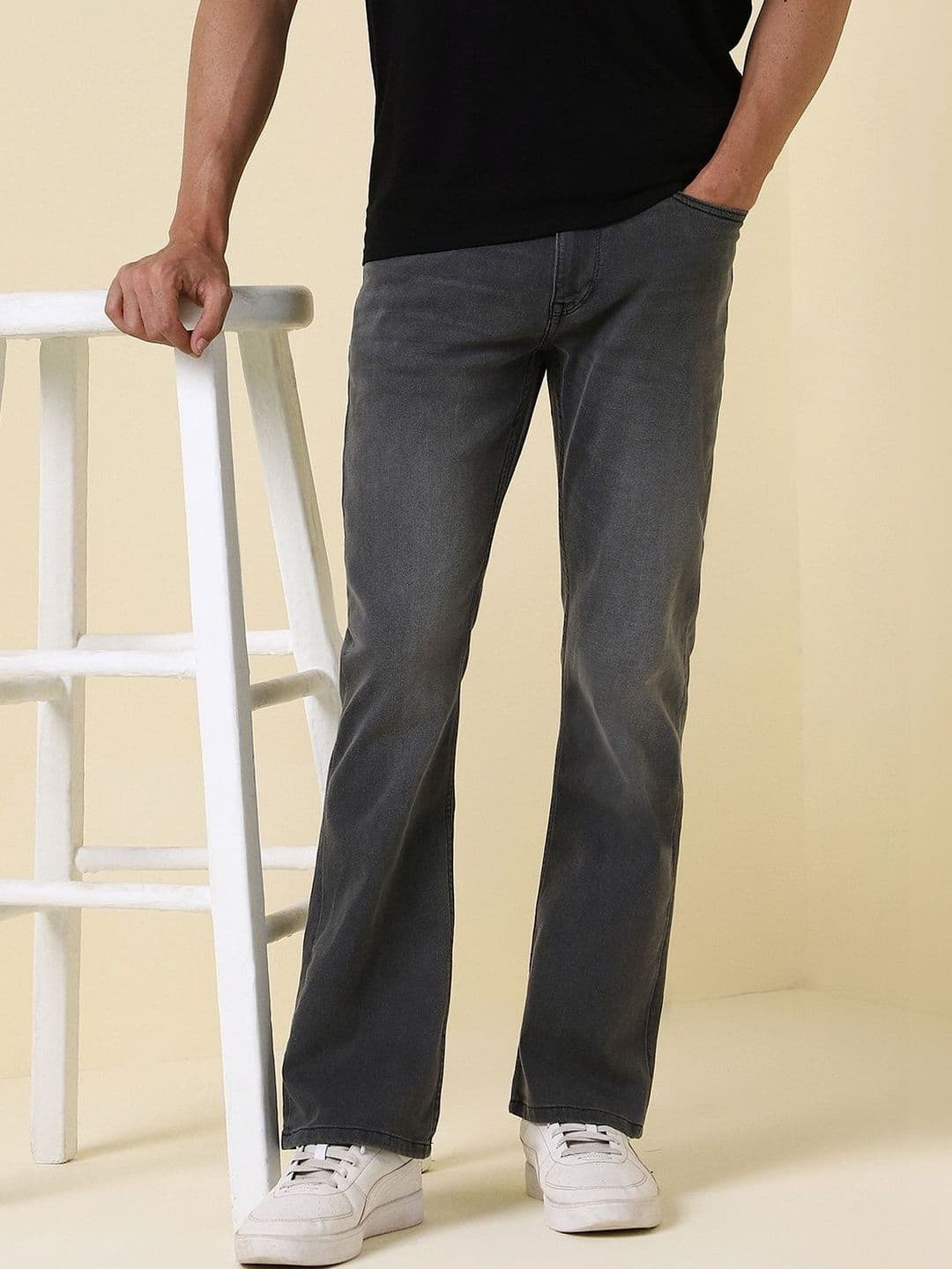 Allen Solly Men Regular Fit Mid-Rise Light Fade Jeans - view 1