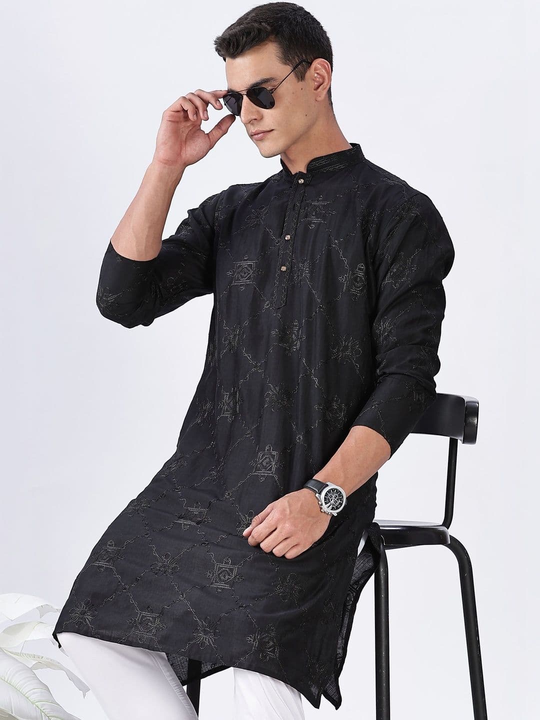 Anouk Men Geometric Embroidered Thread Work Floral Kurta - view 1