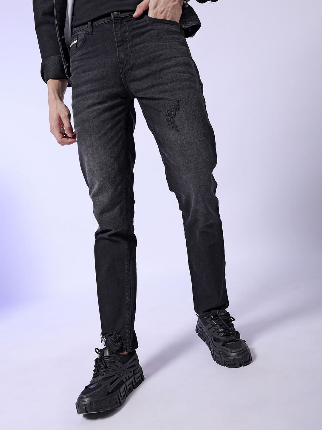 The Indian Garage Co Men Black Slim Fit Clean Look Stretchable Jeans - view 1