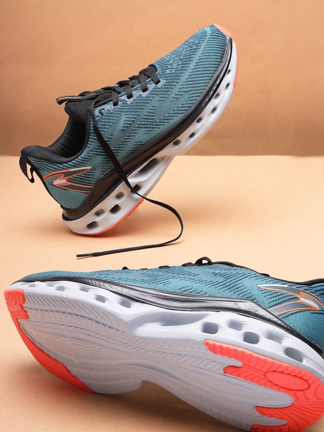 Action Men Running Non-Marking Shoes - view 1