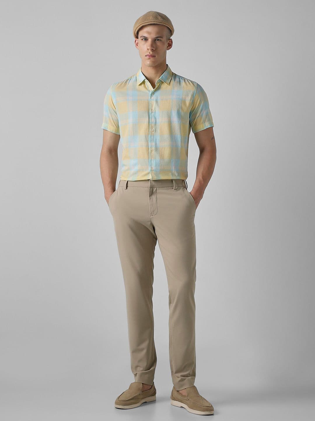 Mufti Men Slim Fit Checked Spread Collar Cotton Casual Shirt - view 1