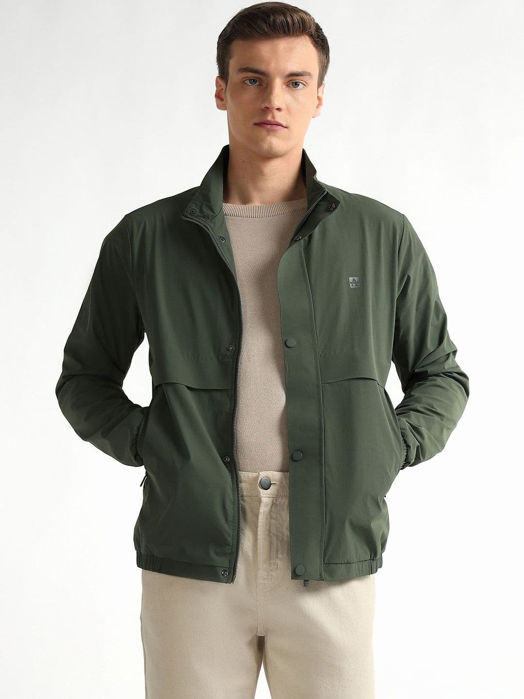 Arrow Sport Men Lightweight Woven Jacket - view 1
