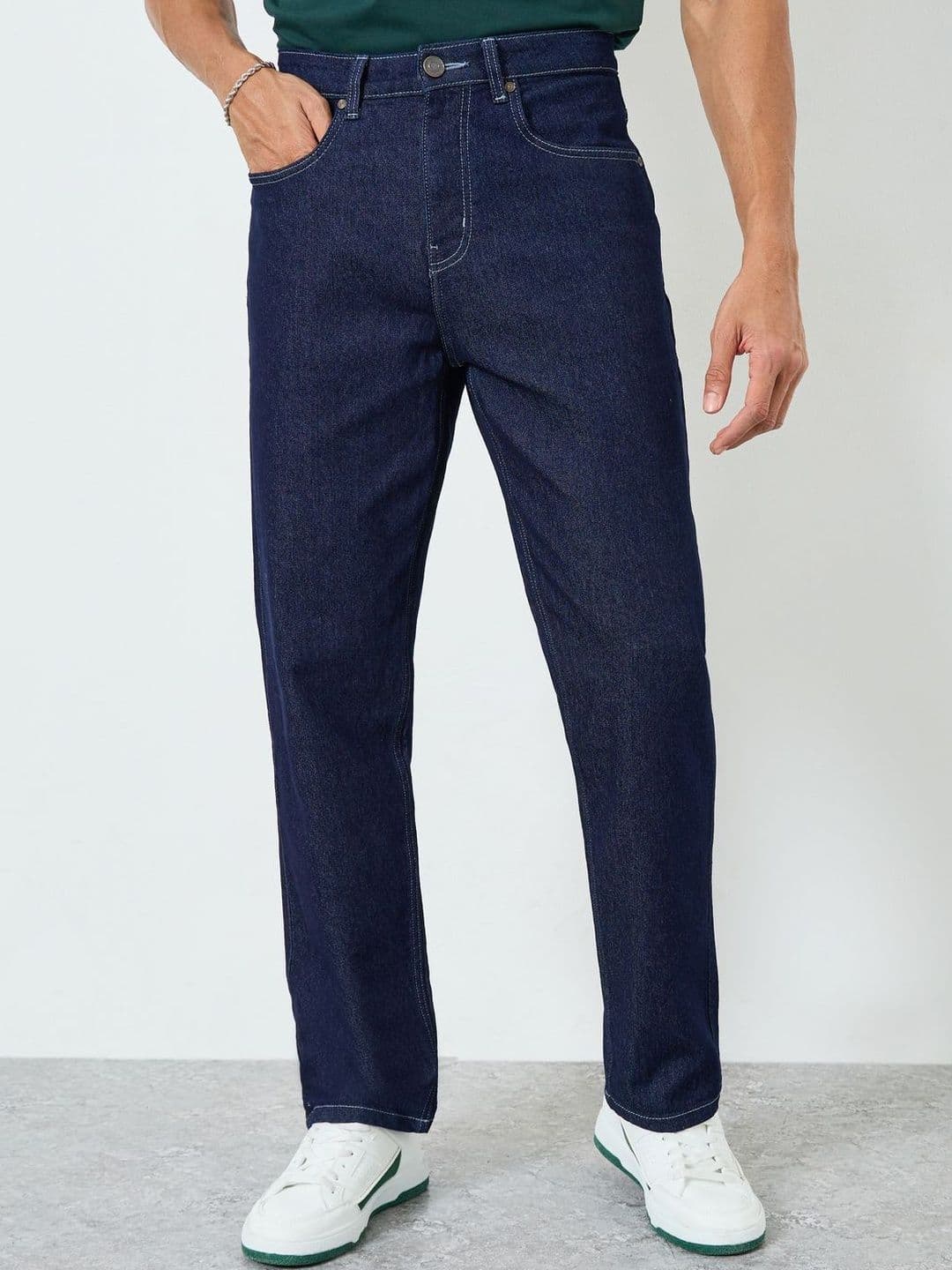 Styli Men Relaxed Fit Mid-Rise Dark Wash Stretchable Jeans - view 1