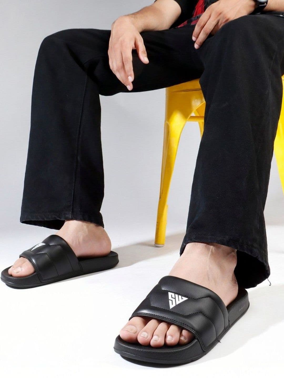 Slidewell Men Open Toe Flats with Bows - view 1