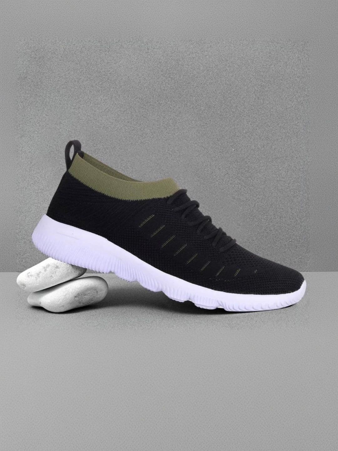 RGY Men Running Non-Marking Shoes - view 1