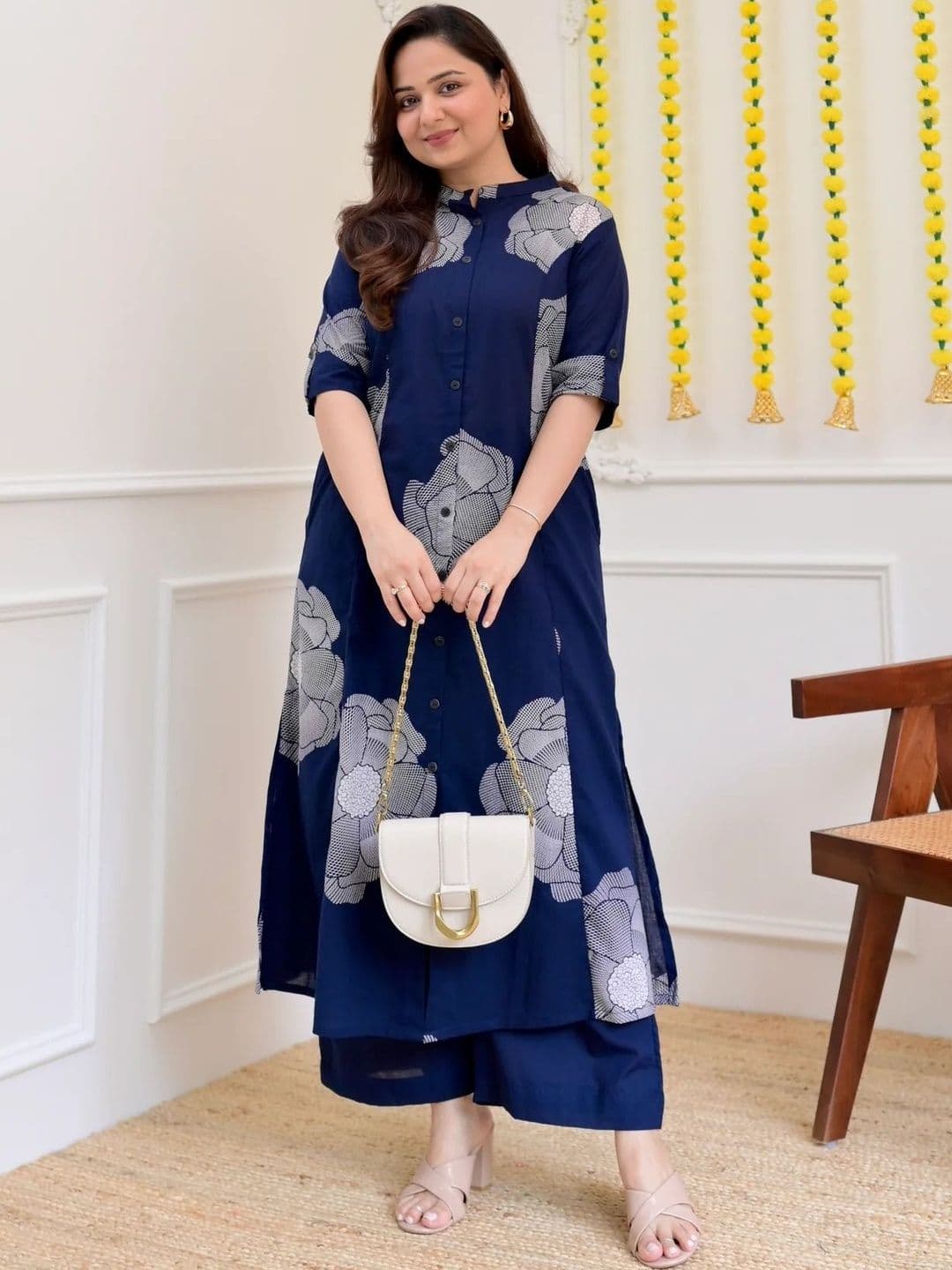 Subh LAXMI Women Floral Printed Regular Pure Cotton Kurta with Trousers - view 1