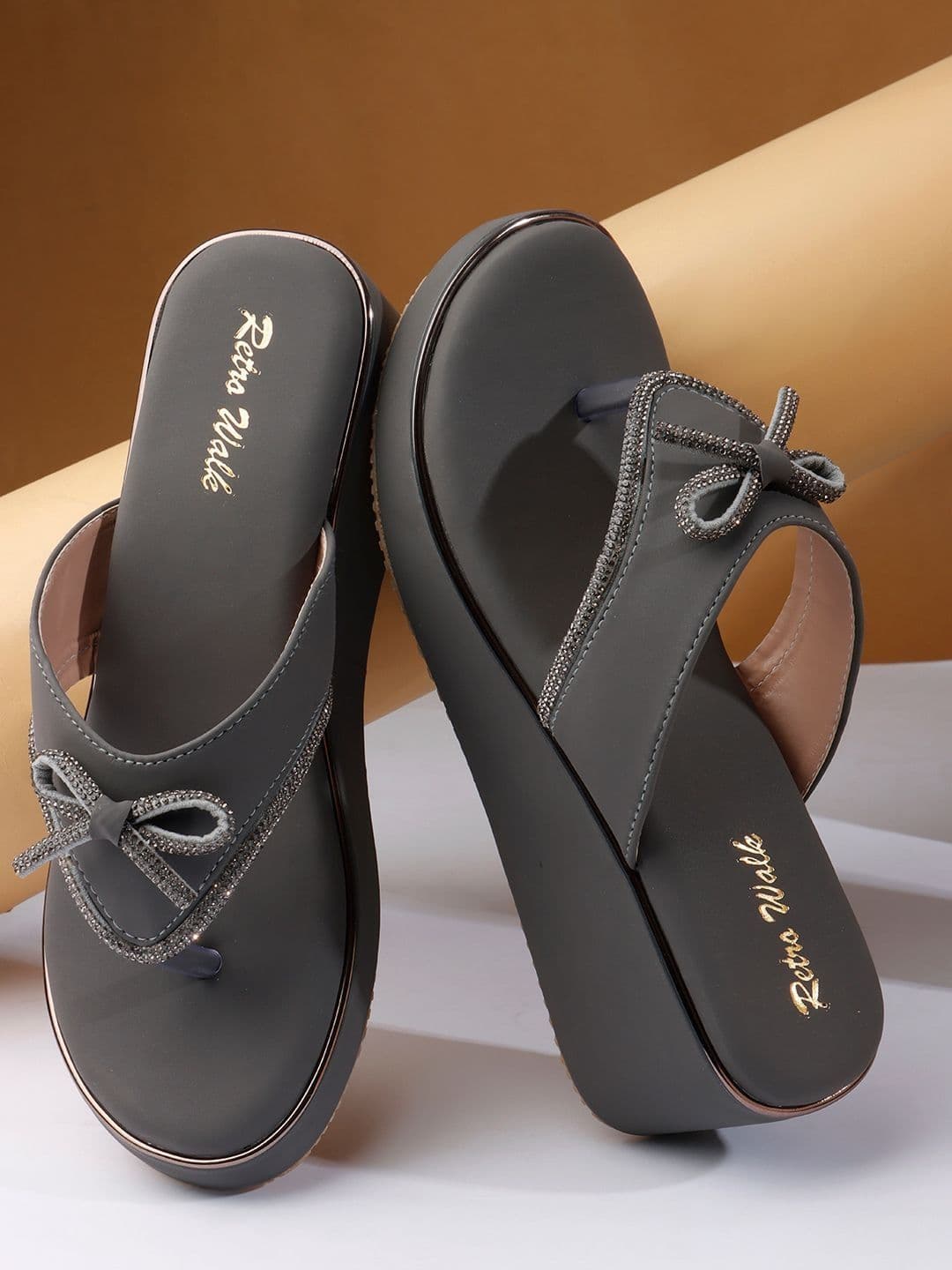 Retro Walk Wedge Sandals with Bows - view 1