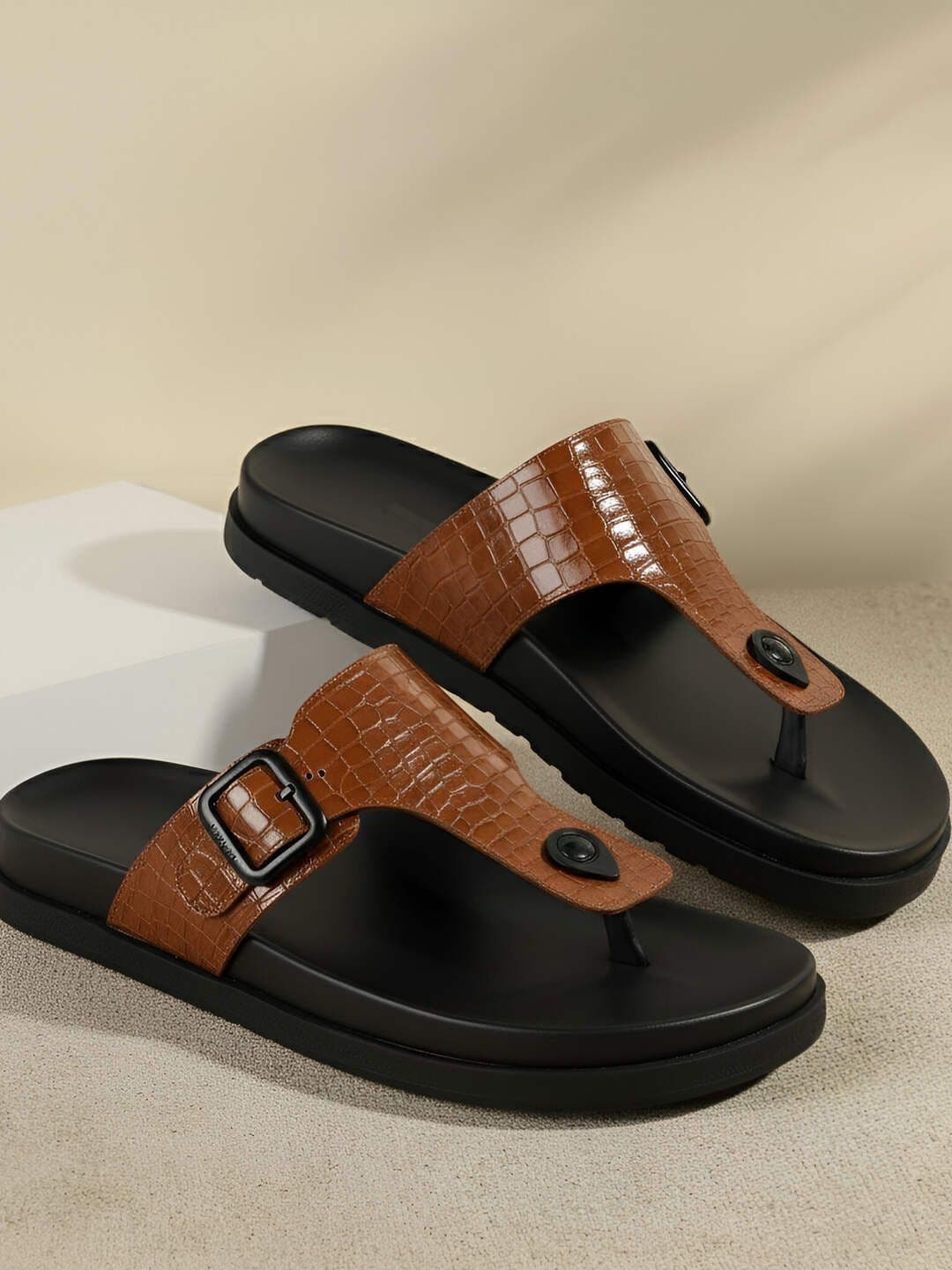 Metro Men Thong Flip-Flops - view 1