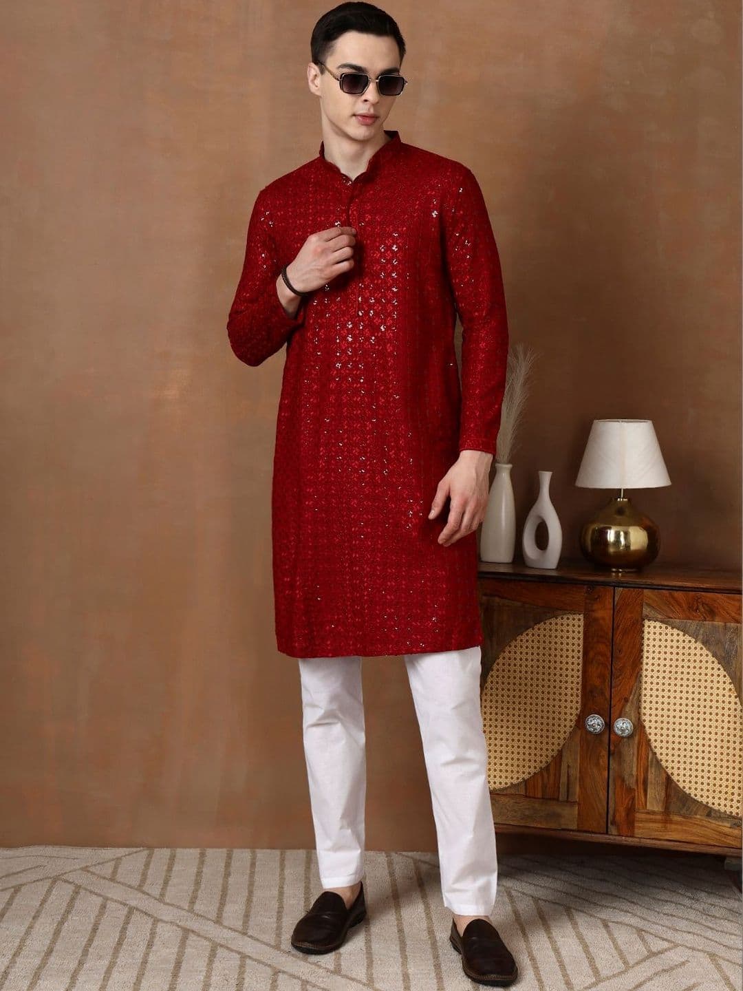 DEVOILER Sequins Embellished Viscose Rayon Straight Knee Length Kurta - view 1
