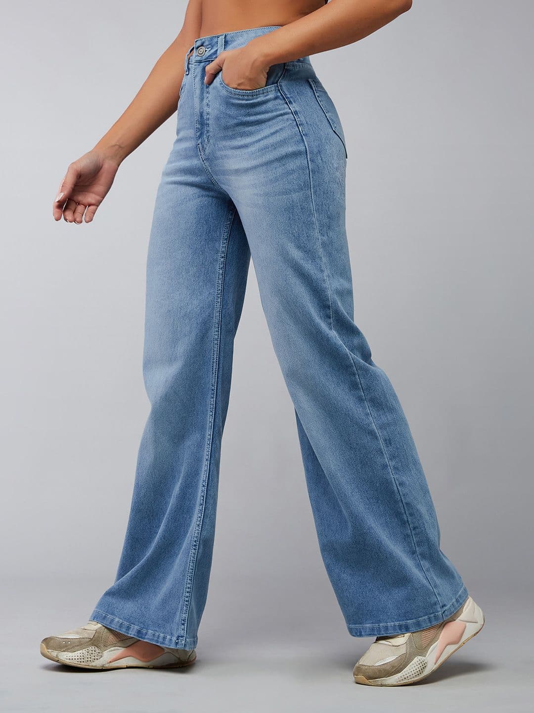 DOLCE CRUDO Wide-Leg High-Rise Regular-Length Stretchable Shaping Denim Jeans - view 1