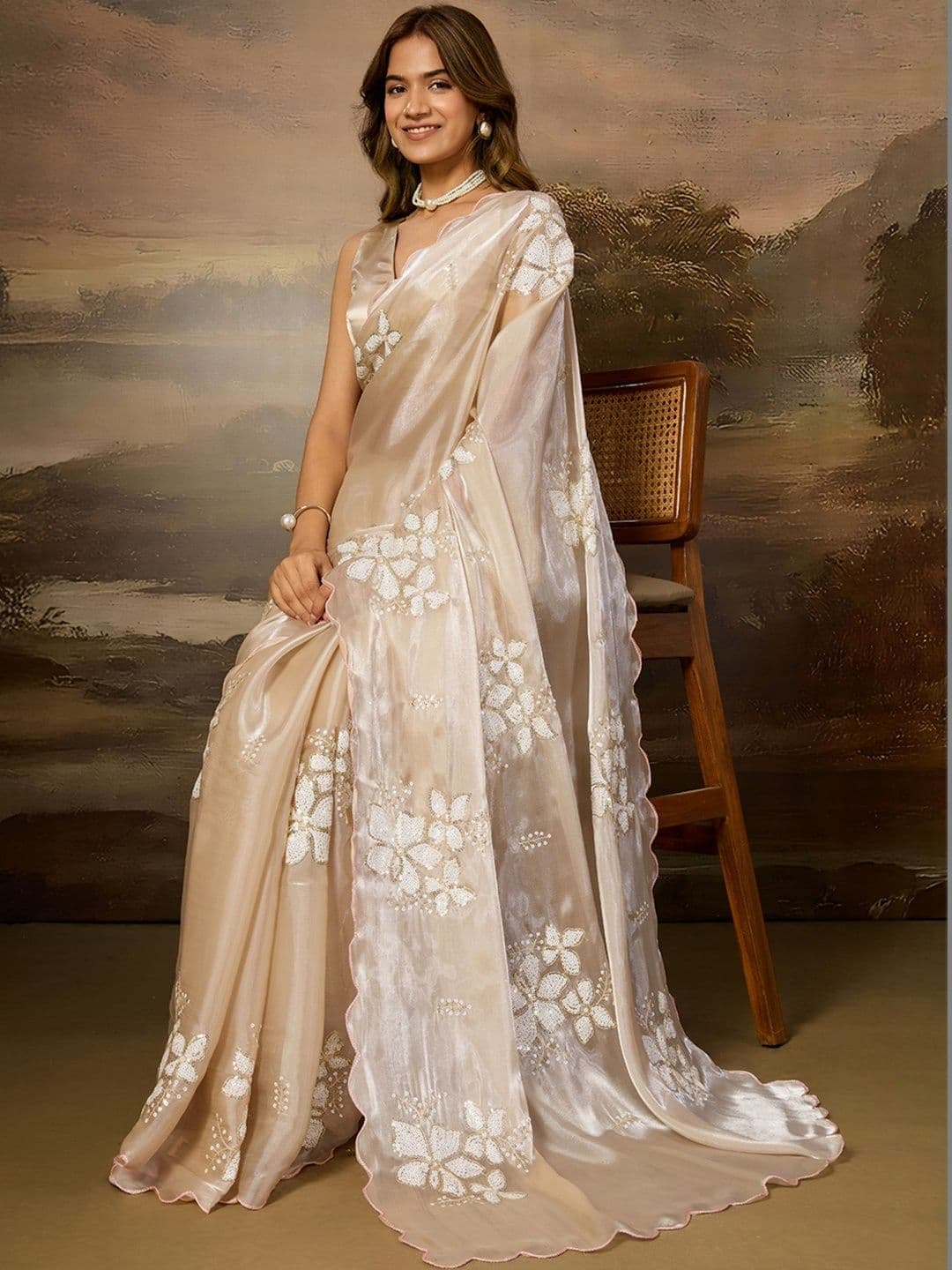 DIVASTRI Embellished Sequinned Silk Blend Saree - view 1