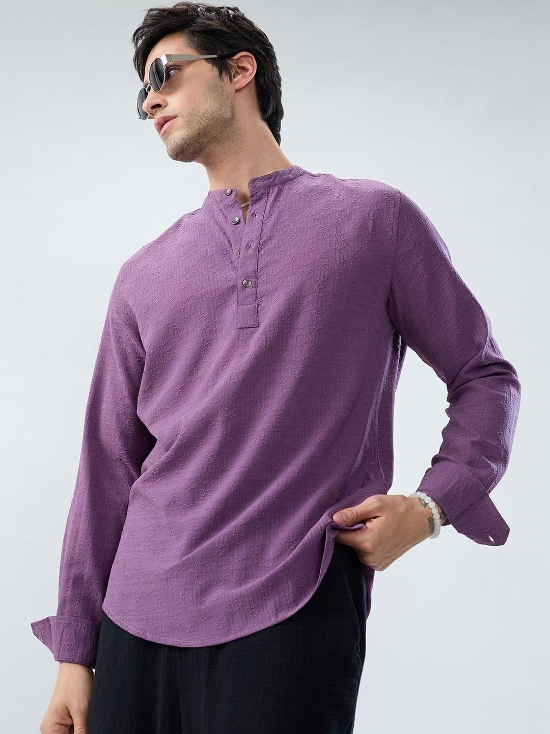 VASTRADO Thread Work Luxary Woven Design Polyester A-Line Above Knee Kurta - view 1