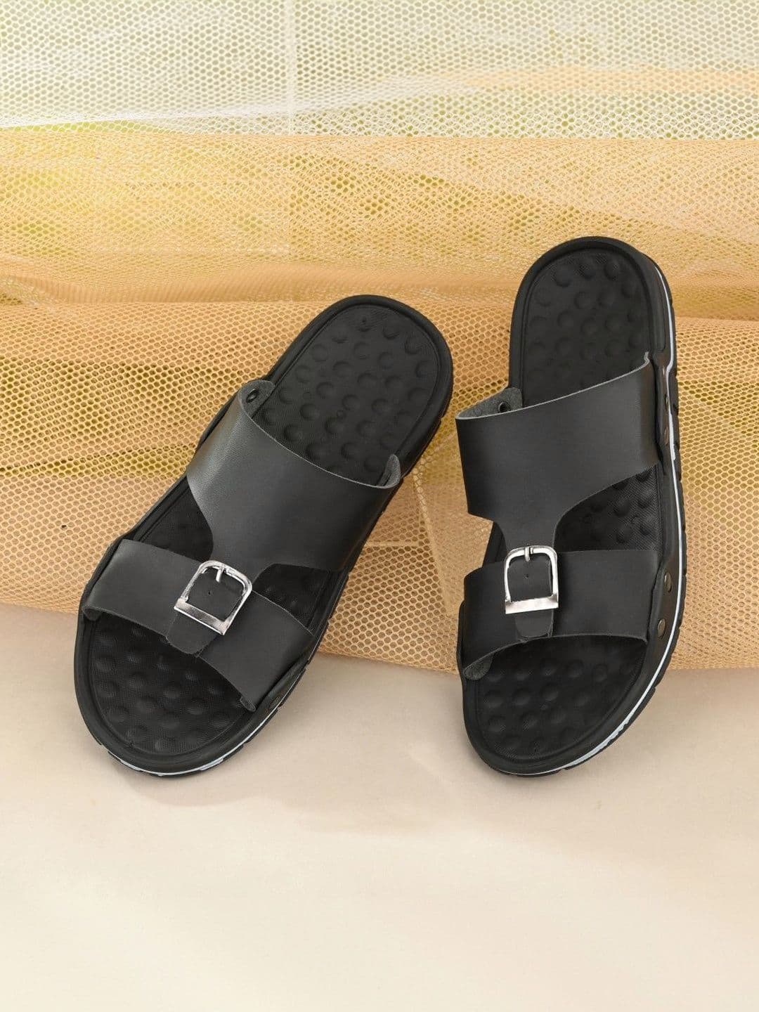 POS Planet Of Shoes Men Comfort Sandals - view 1