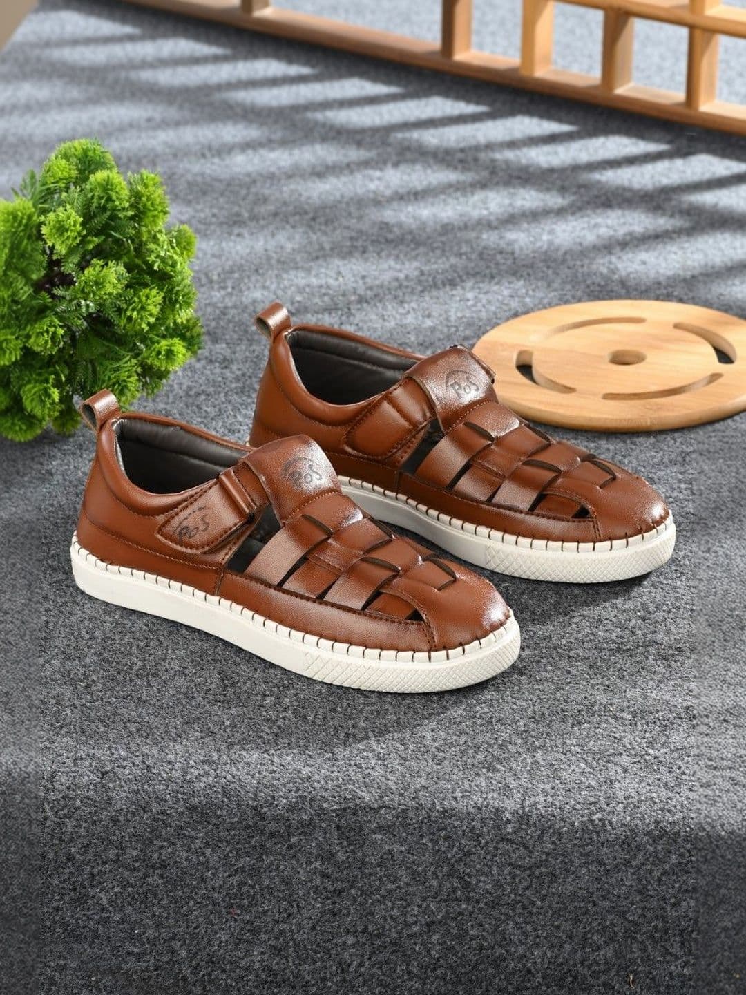 POS Planet Of Shoes Men Shoe-Style Sandals - view 1