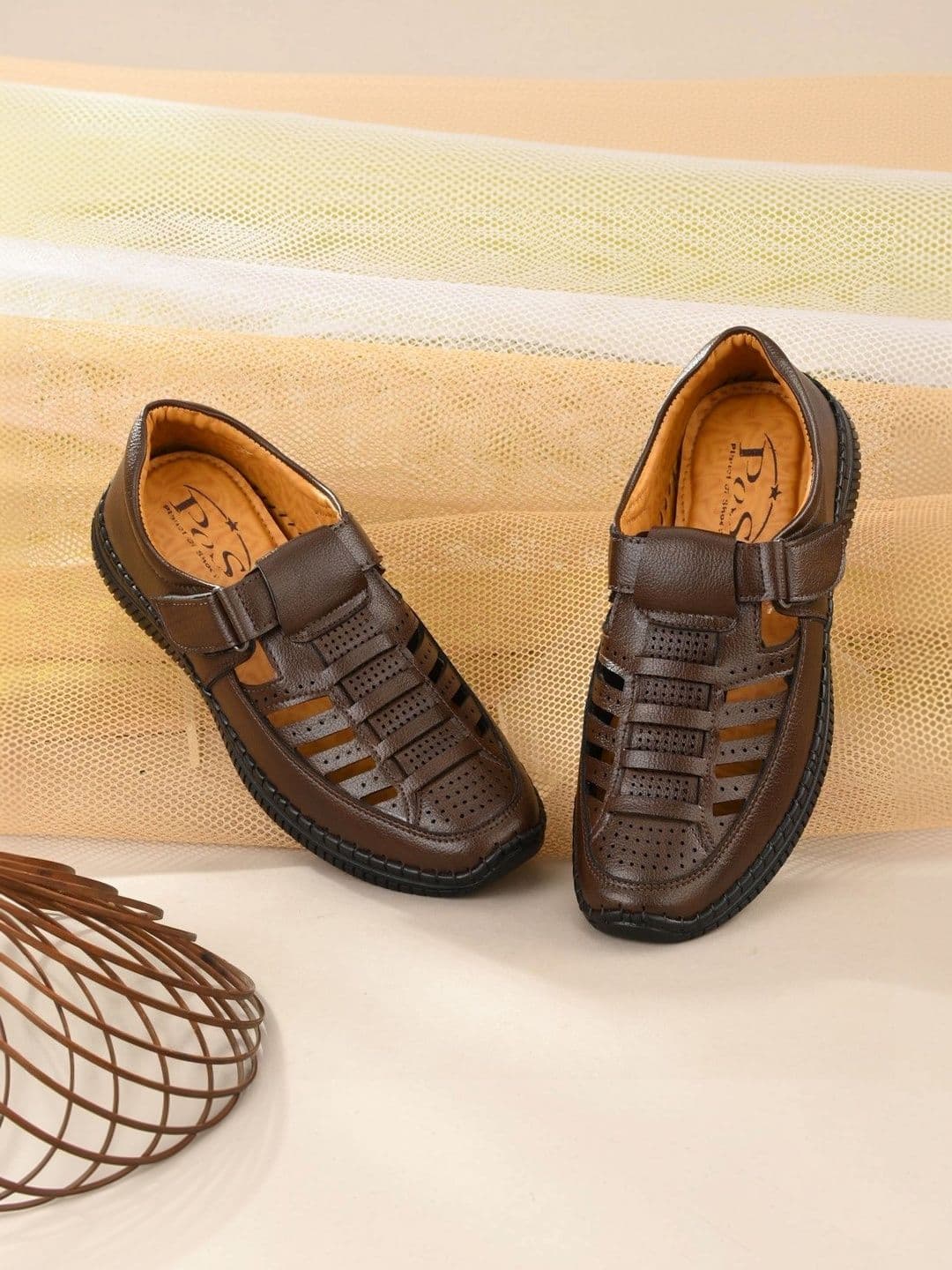 POS Planet Of Shoes Men Comfort Sandals - view 1
