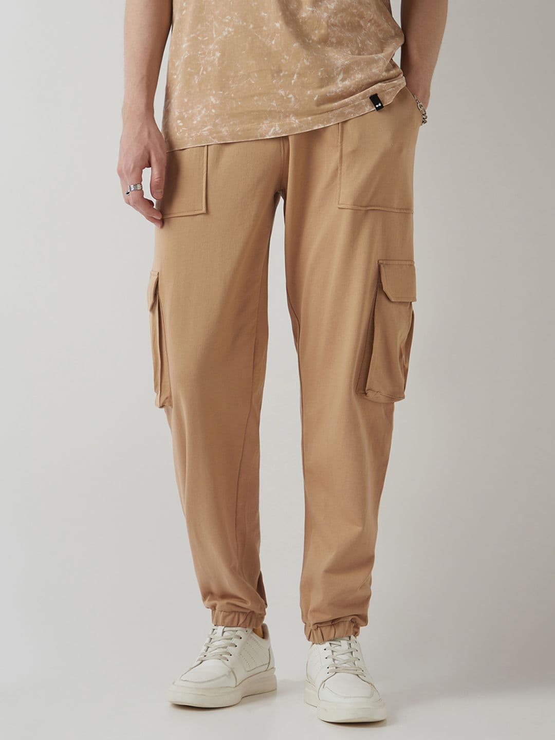 Bewakoof AIR Men Ginger Root Brown Oversized Cargo Joggers - view 1