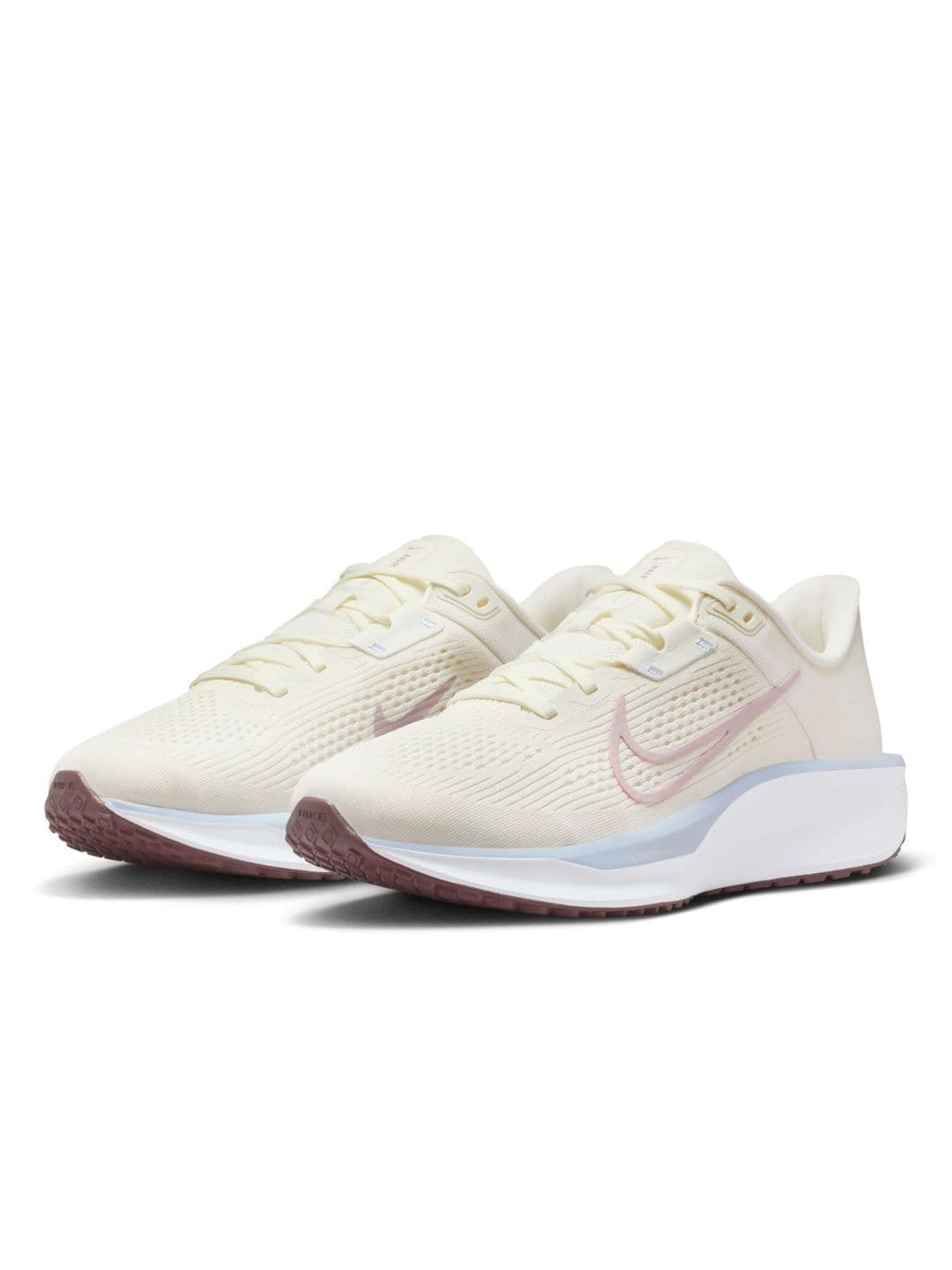 Nike Quest 6 Women's Road Running Shoes - view 1