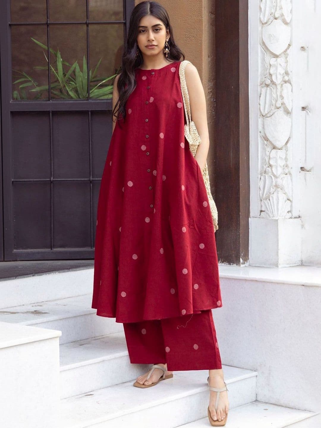 iEthniya Women Printed Regular Kurta with Trousers - view 1