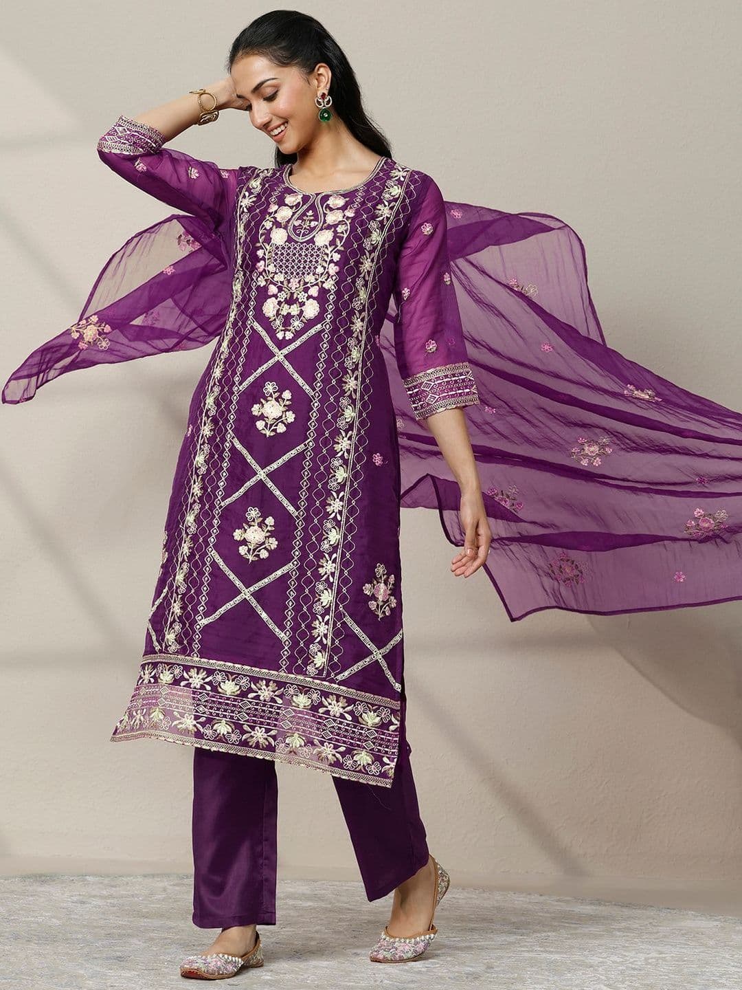 Libas Women Ethnic Motifs Embroidered Regular Thread Work Kurta with Trousers & With Dupatta - view 1