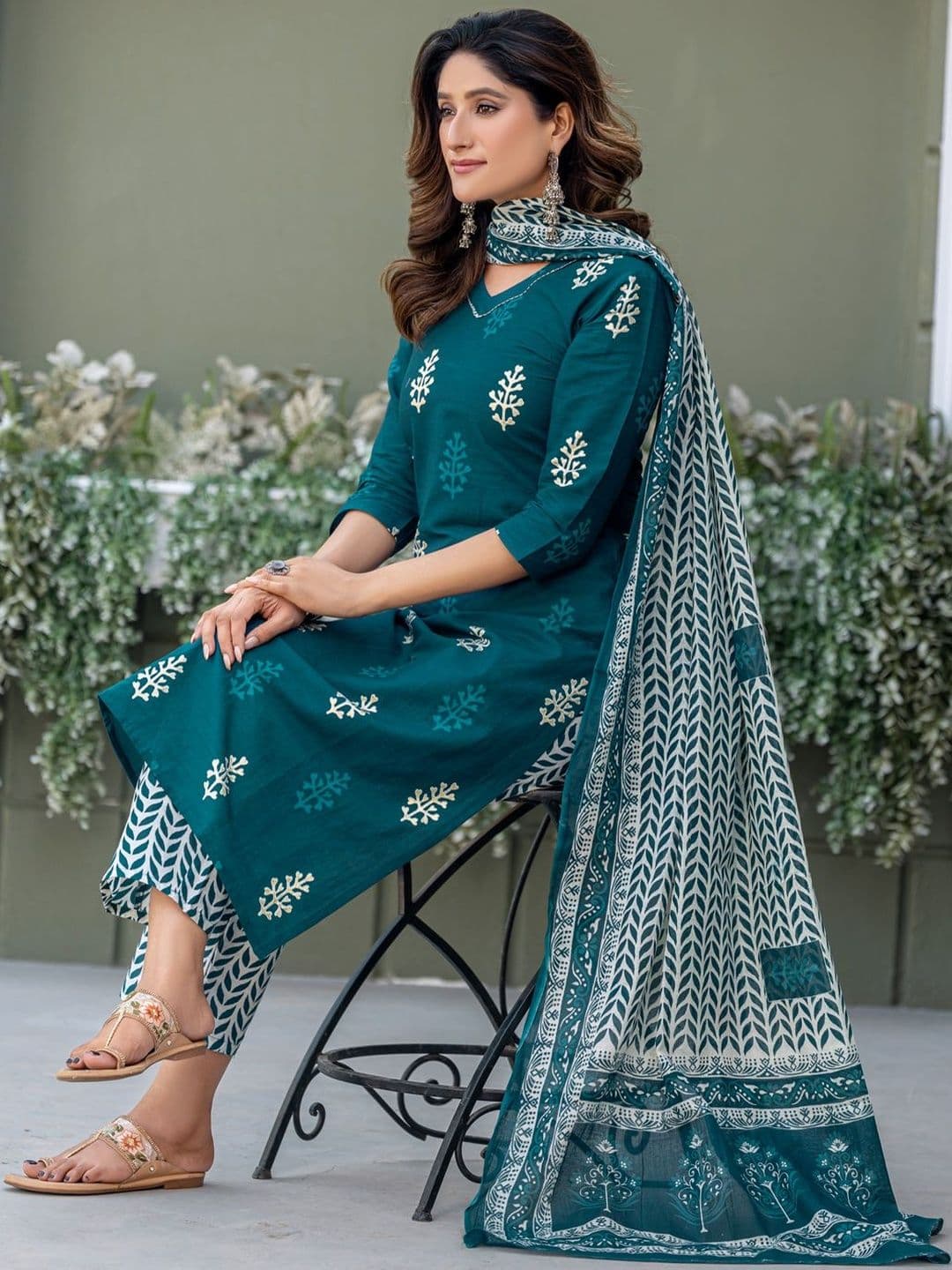 PITRIS Women Ethnic Motifs Printed Regular Kurta with Trousers & With Dupatta - view 1