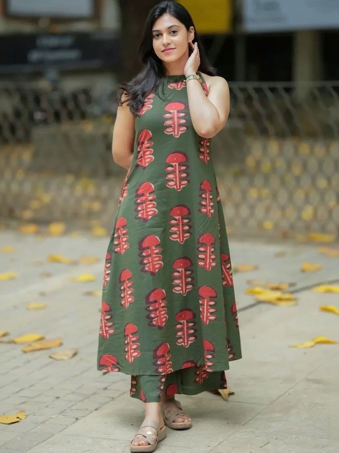 Keitra Women Printed Regular Pure Cotton Kurta with Palazzos - view 1