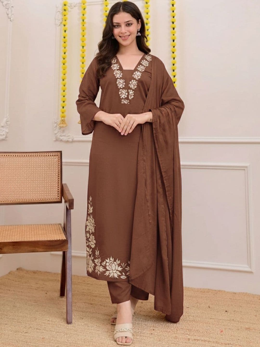 DIVASTRI Women Floral Printed Regular Kurta with Palazzos & With Dupatta - view 1