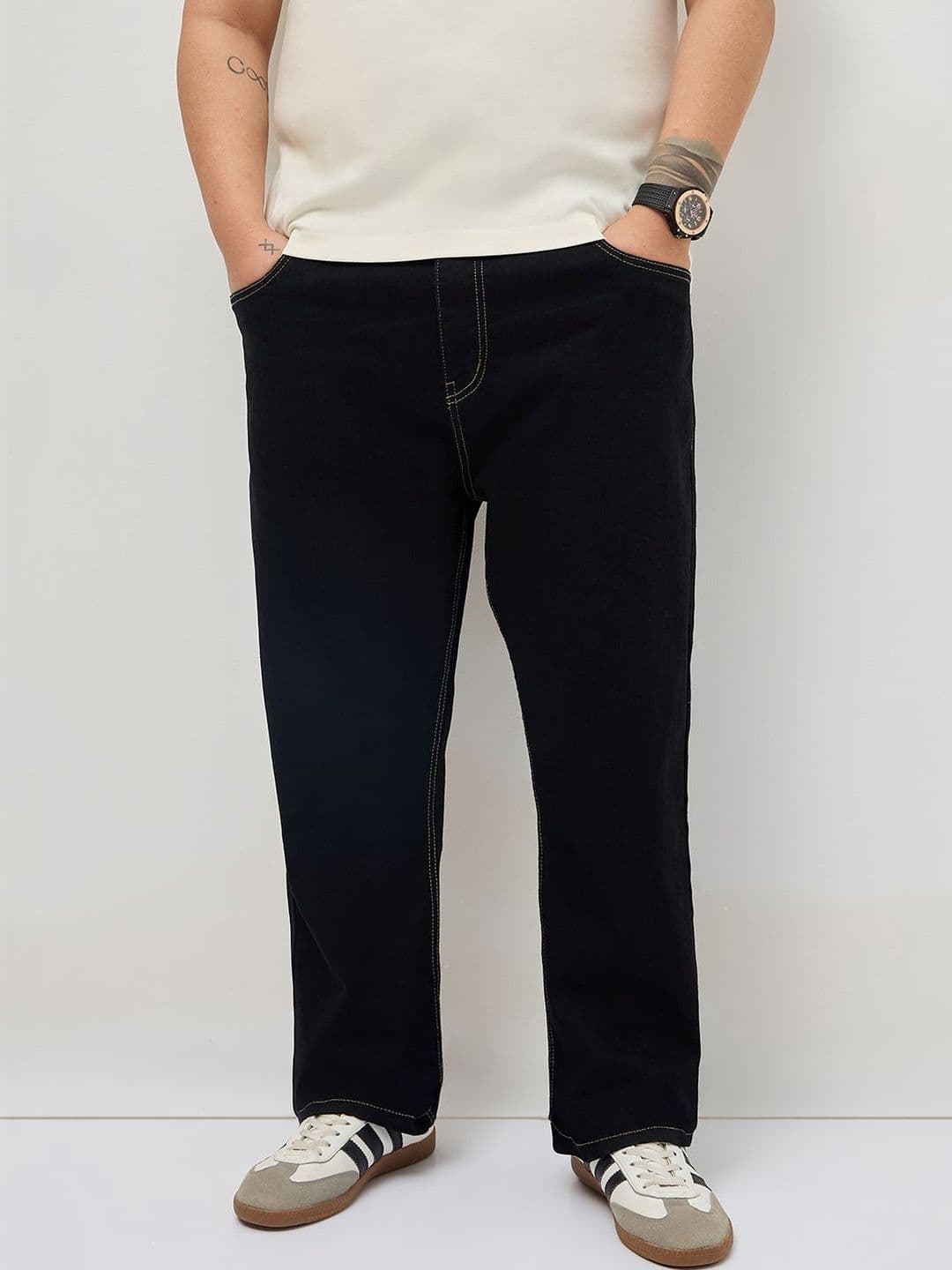 Urbano Plus Men Straight Fit Mid-Rise Heavy Fade Stretchable Jeans - view 1
