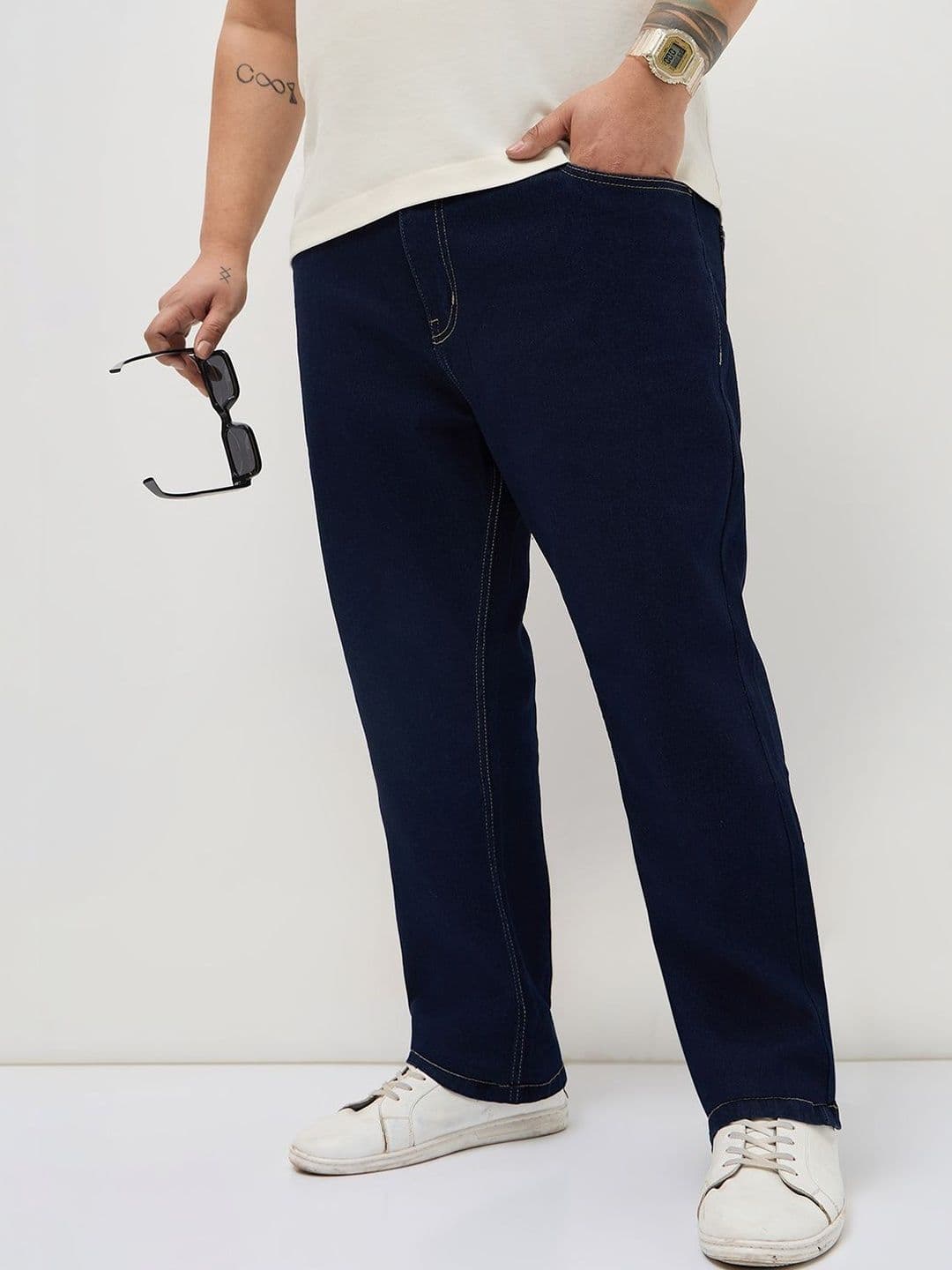 Urbano Plus Men Straight Fit Mid-Rise Heavy Fade Stretchable Jeans - view 1
