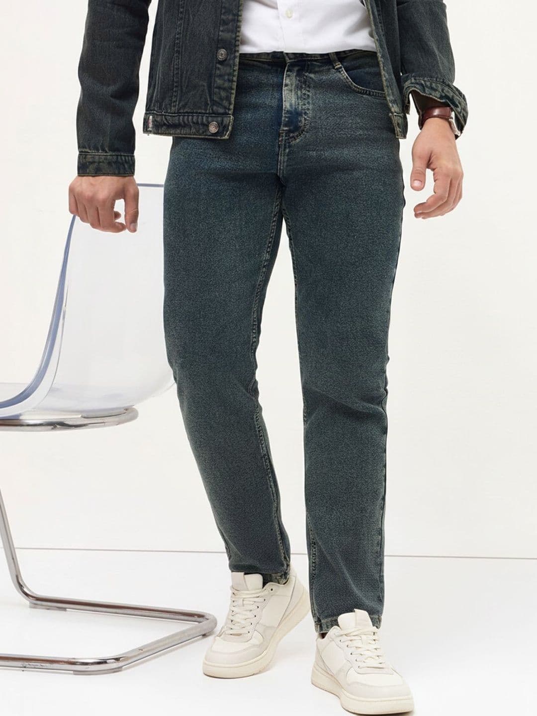 Urbano Fashion Men Regular Fit Mid-Rise Heavy Fade Stretchable Jeans - view 1
