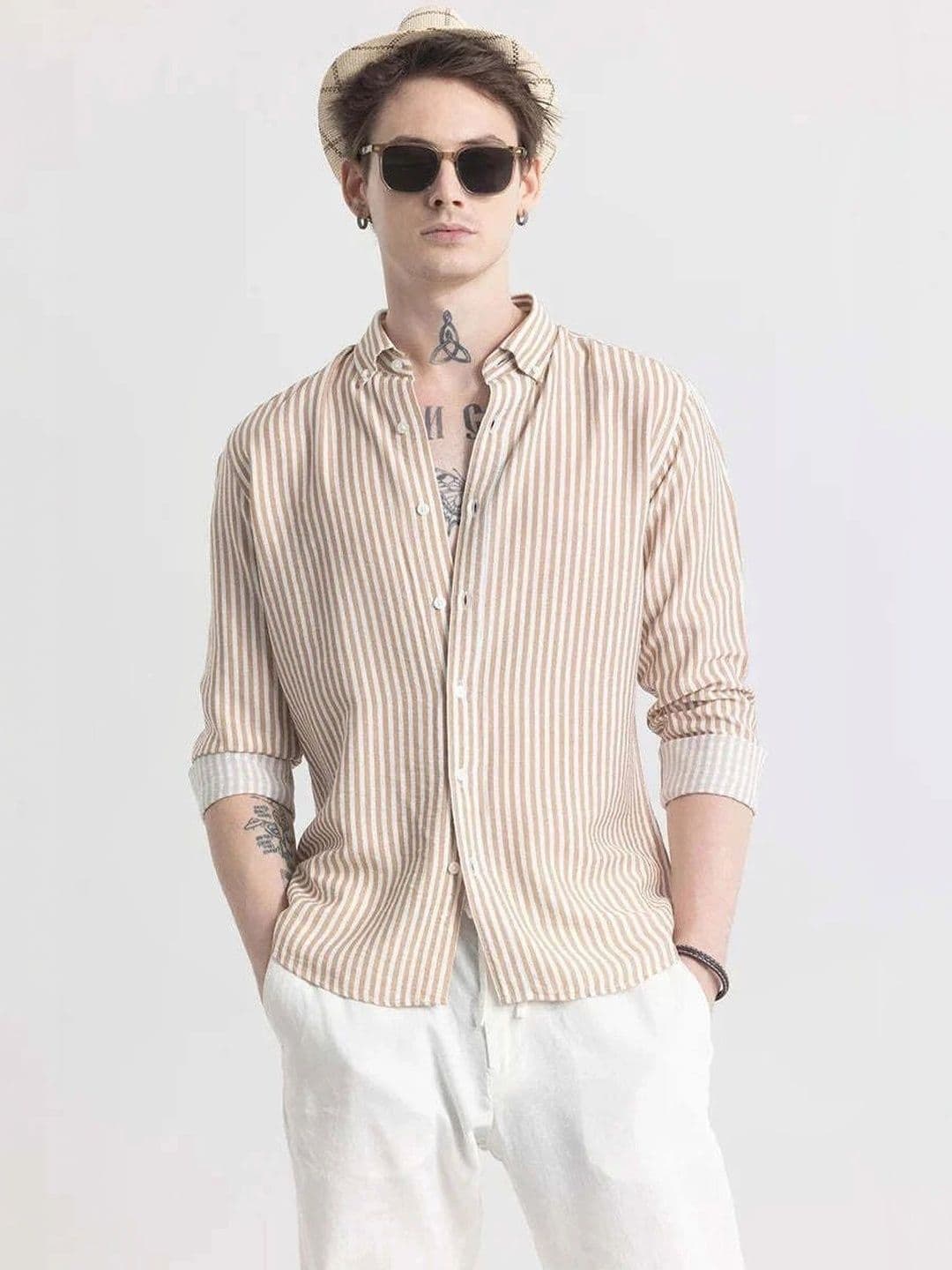 EIGHTEEN UP Men Classic Striped Casual Shirt - view 1