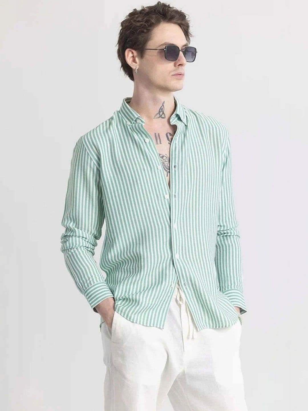 EIGHTEEN UP Men Classic Striped Casual Shirt - view 1