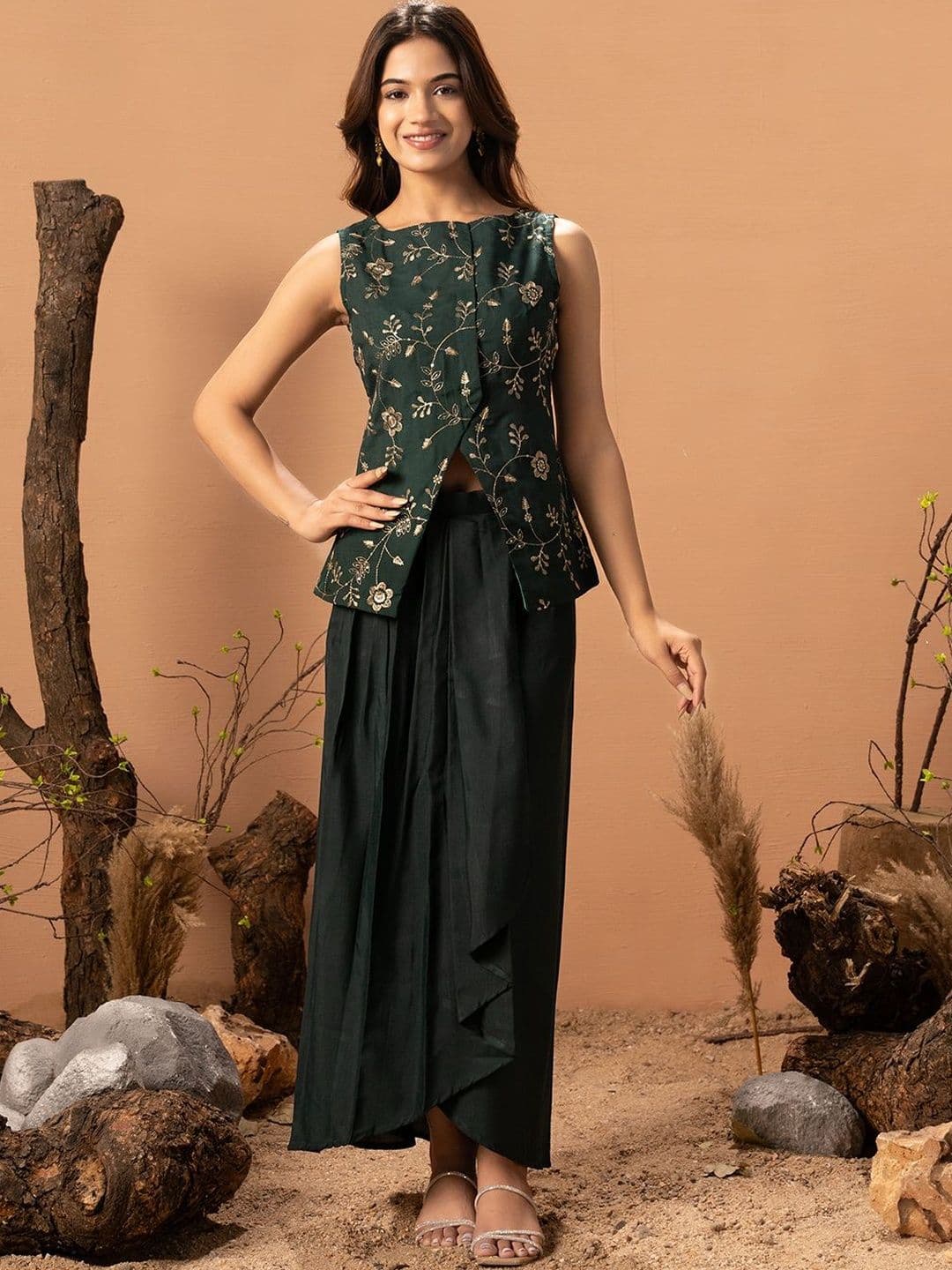 WEAVLLITE Green Rayon Embroidered Co-ord Set - view 1