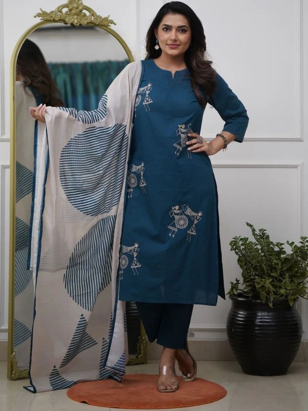 HERE&NOW Women Ethnic Motifs Printed Regular Kurta with Trousers & With Dupatta - view 1