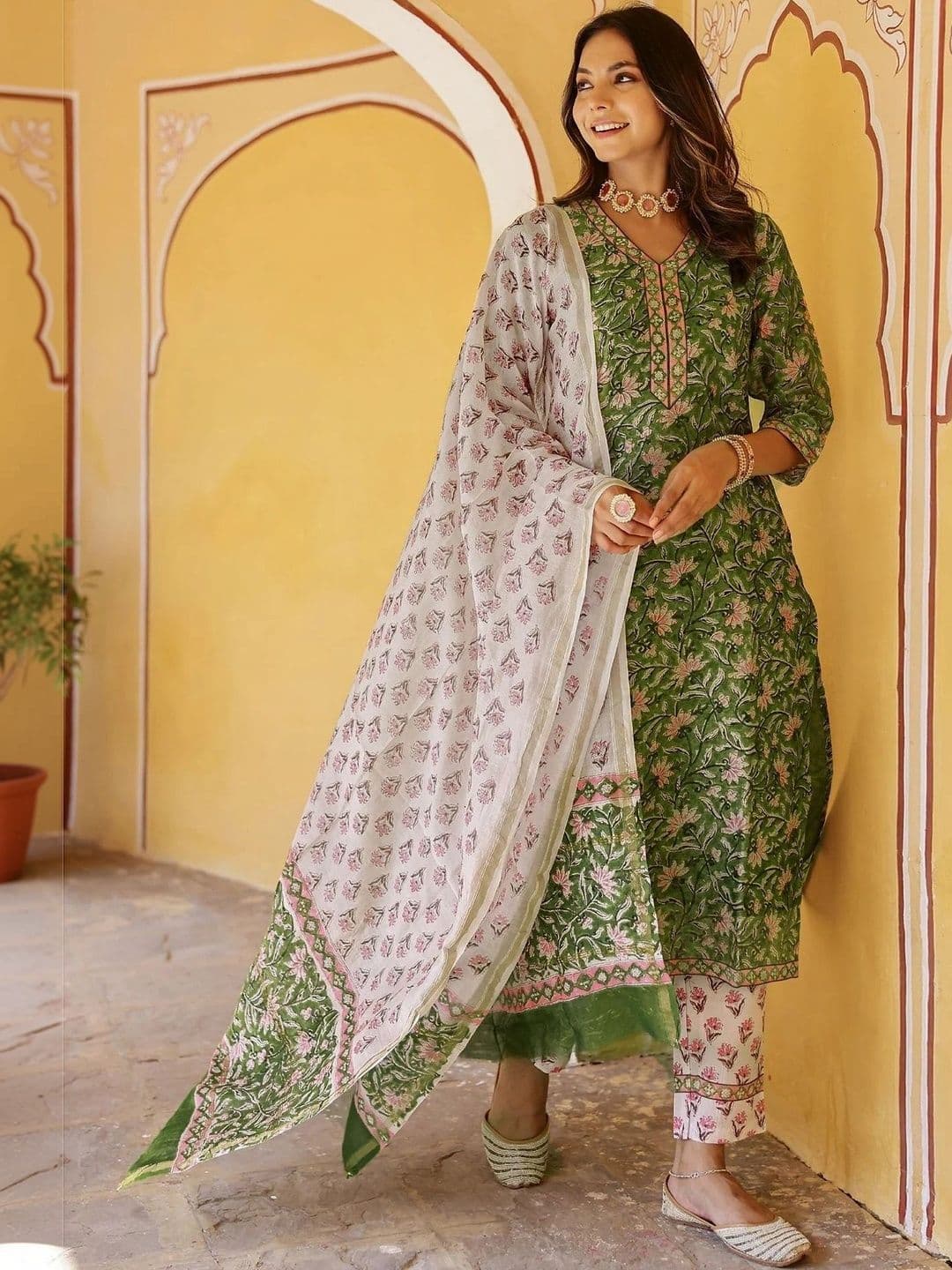 HERE&NOW Women Printed Regular Kurta with Trousers & With Dupatta - view 1