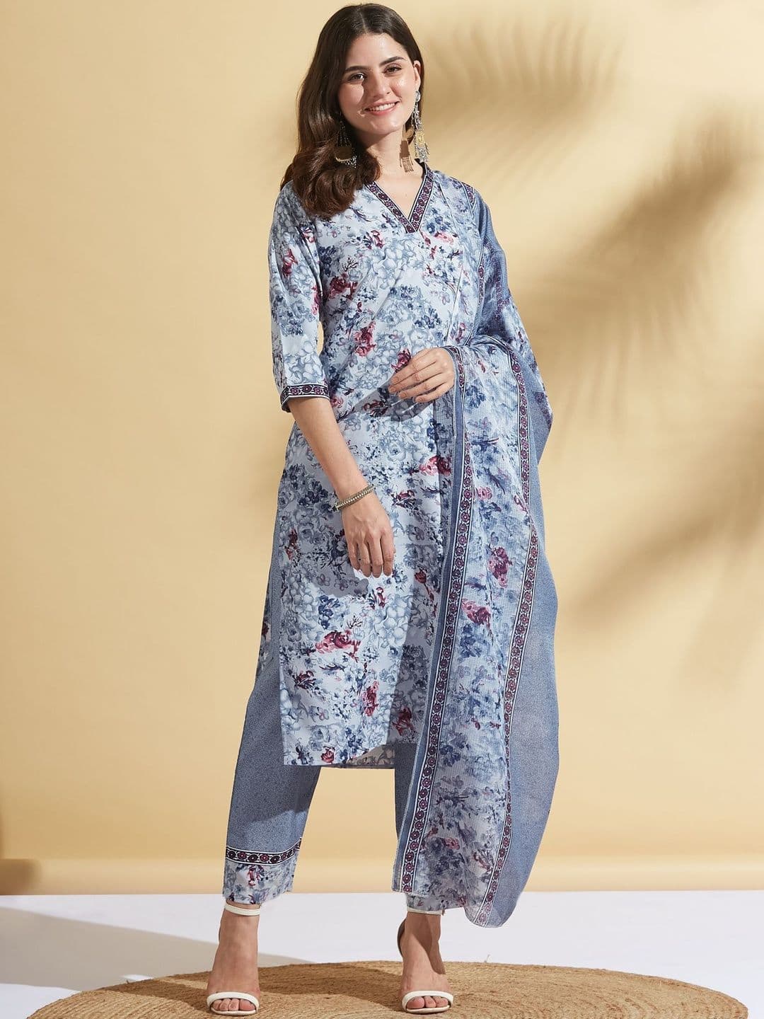 JANKHANA Women Floral Printed Regular Kurta with Trousers & With Dupatta - view 1