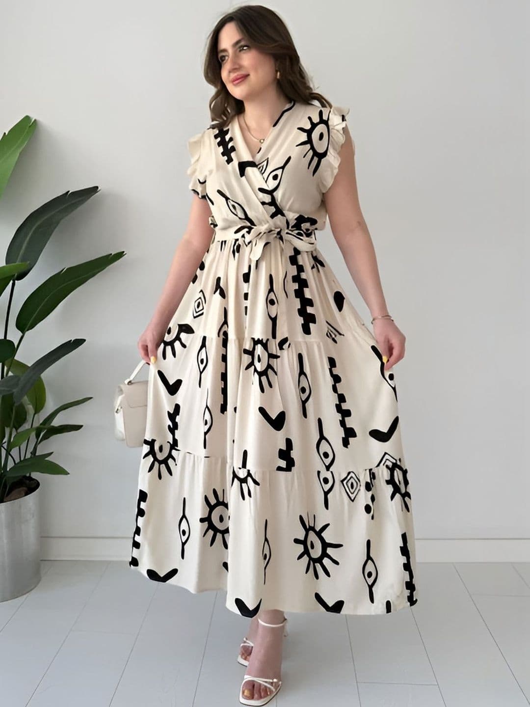 ZWERLON Print Flutter Sleeve Maxi Dress - view 1