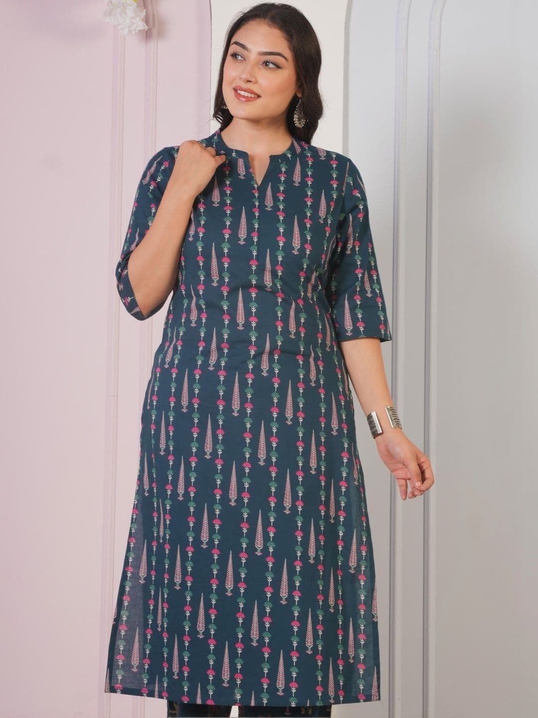 Aramya Women Geometric Printed Kurta - view 1