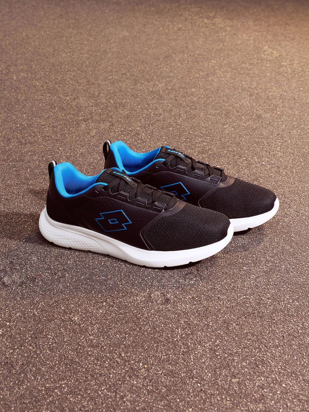 Lotto Men Mesh Running Shoes - view 1