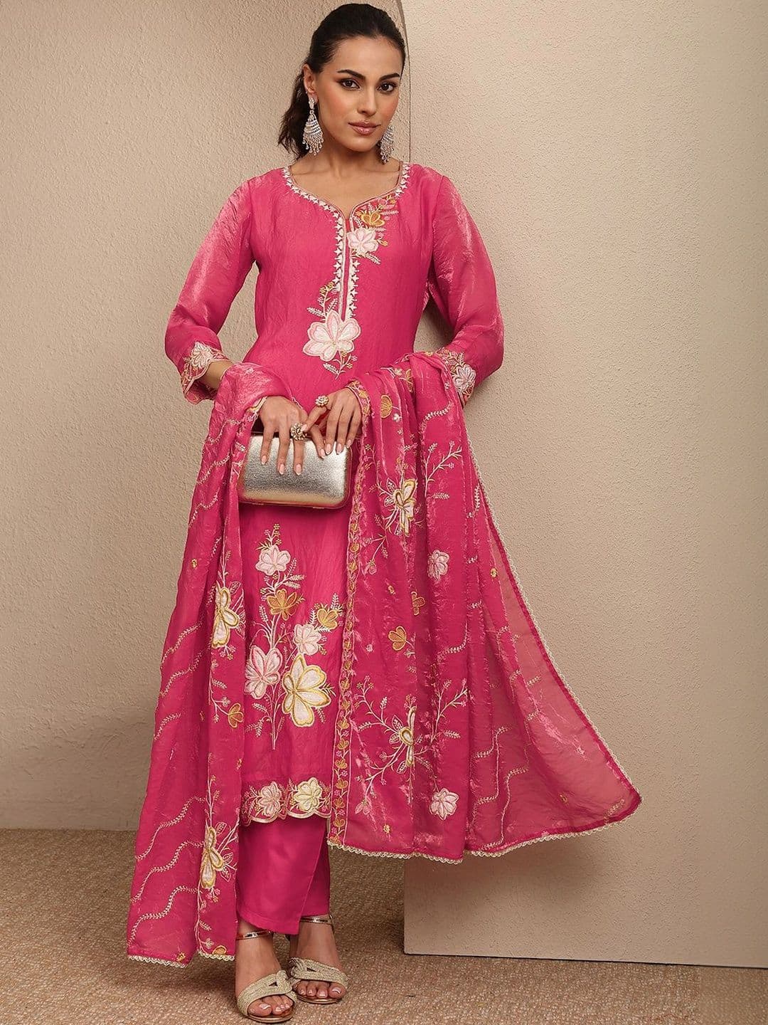 Libas Women Floral Embroidered Regular Thread Work Kurta with Trousers & With Dupatta - view 1