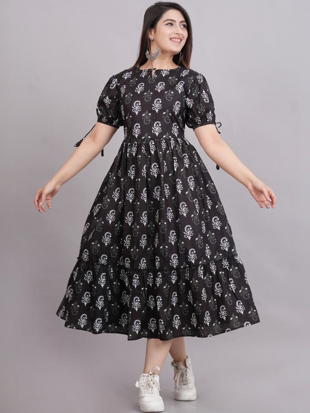 UNIBLISS Women Floral Printed Anarkali Kurta - view 1