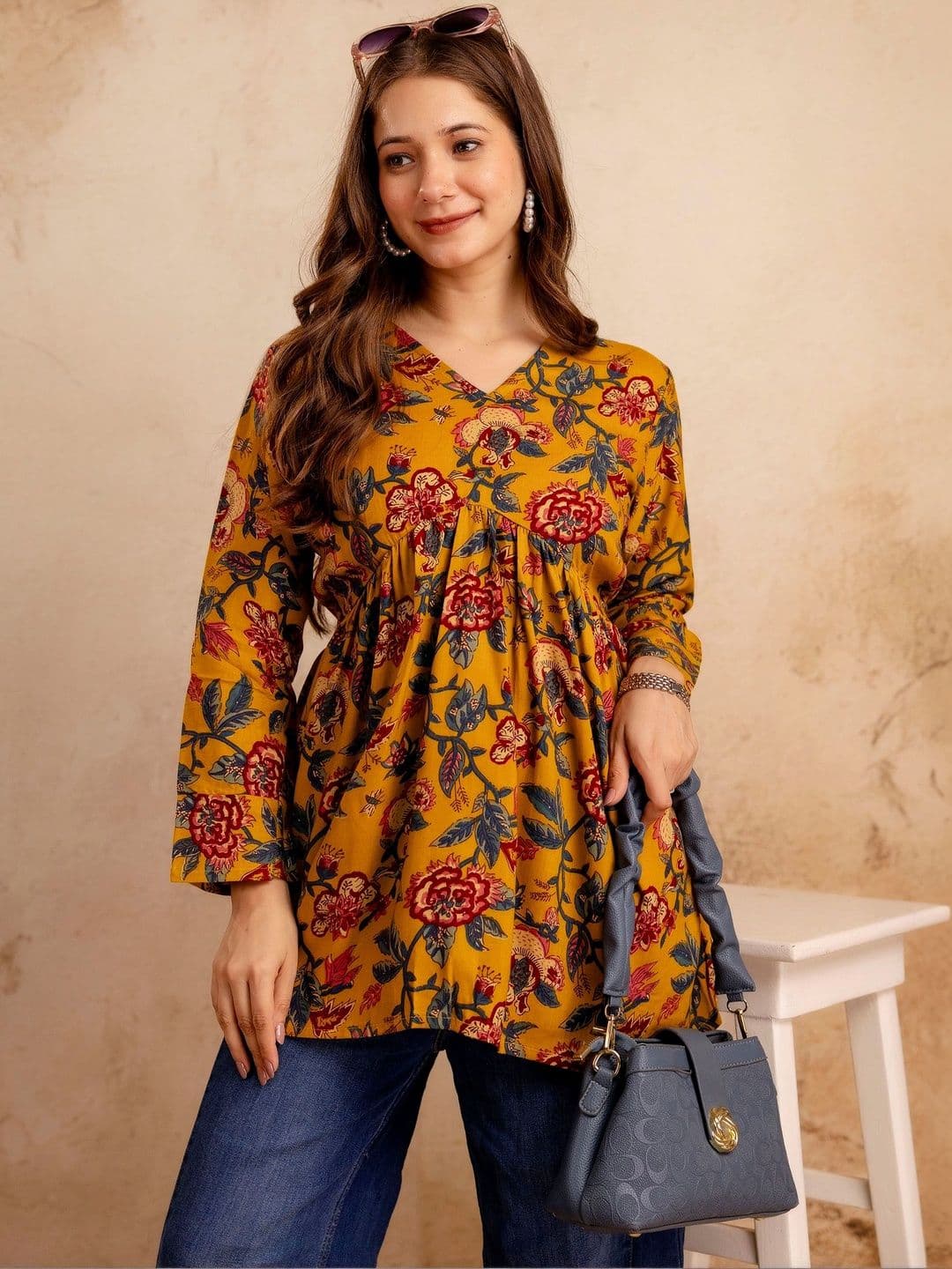 Zyla Women Floral Printed Kurta - view 1