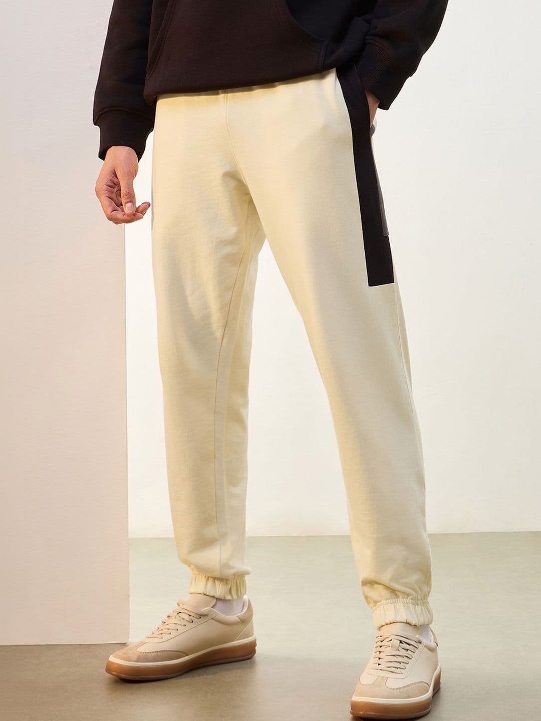 Nobero Men Tapered Fit Mid-Rise Joggers - view 1