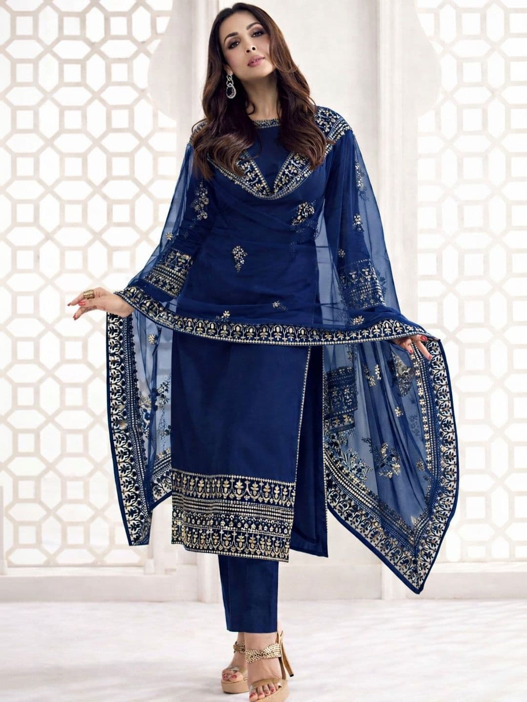 Piludi Women Ethnic Motifs Embroidered Regular Chanderi Silk Kurta with Trousers & With Dupatta - view 1