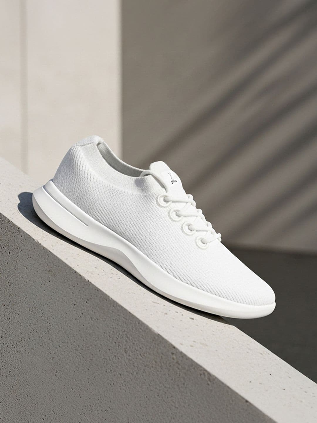 yoho Fastlane White Mesh Running Shoes - view 1