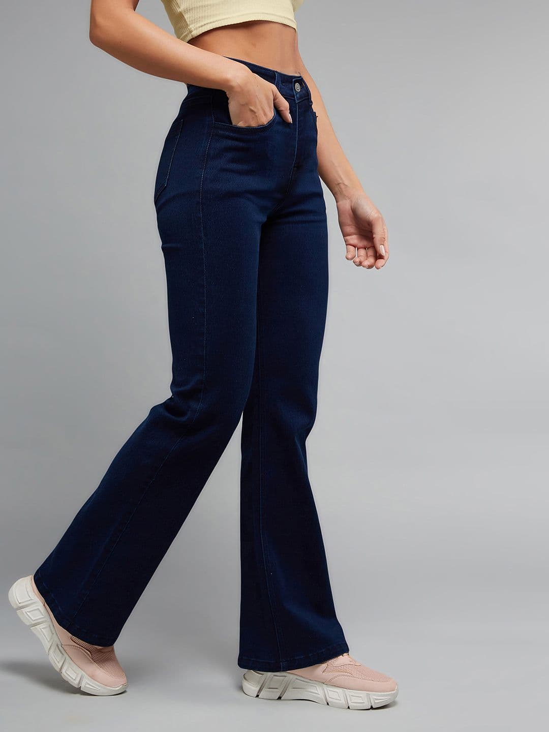 DOLCE CRUDO Women Bootcut High-Rise Stretchable Jeans - view 1