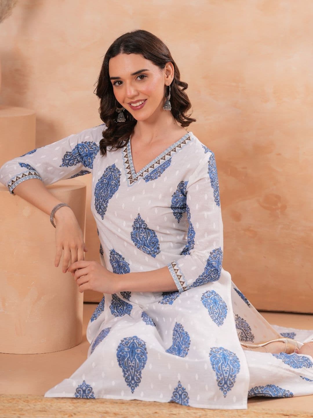 KKOUTFITS Women Ethnic Motifs Printed Regular Thread Work Pure Cotton Kurta with Trousers - view 1