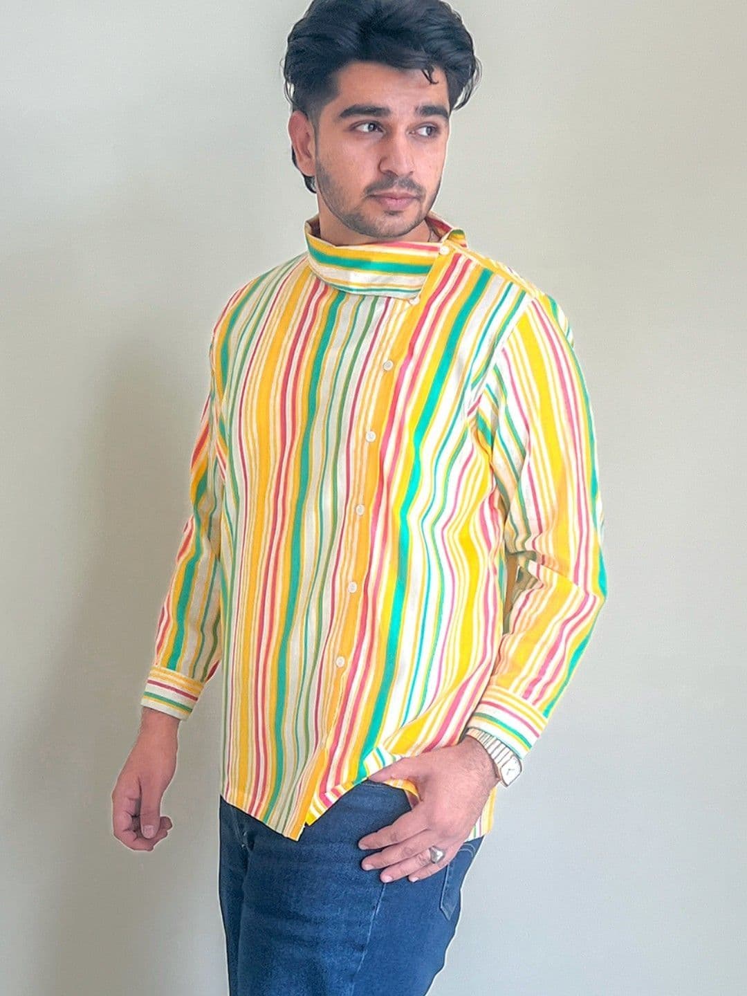 Disha R Dot Men Cotton Relaxed Fit Striped Buttoned Neck Kurta - view 1